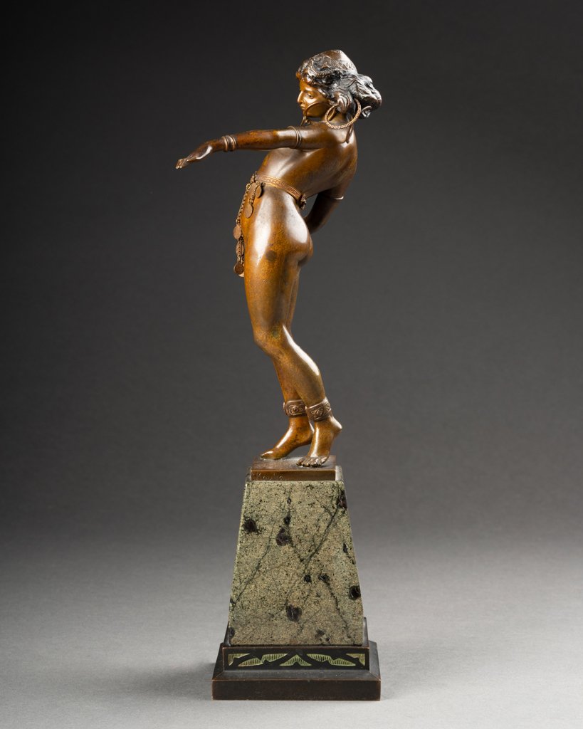 Carl KAUBA (1865-1922) :"Salomé" - Rare épreuve en bronze patiné et ornementé, début XXème s.-photo-2