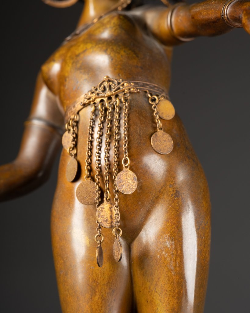 Carl KAUBA (1865-1922) :"Salomé" - Rare épreuve en bronze patiné et ornementé, début XXème s.-photo-5