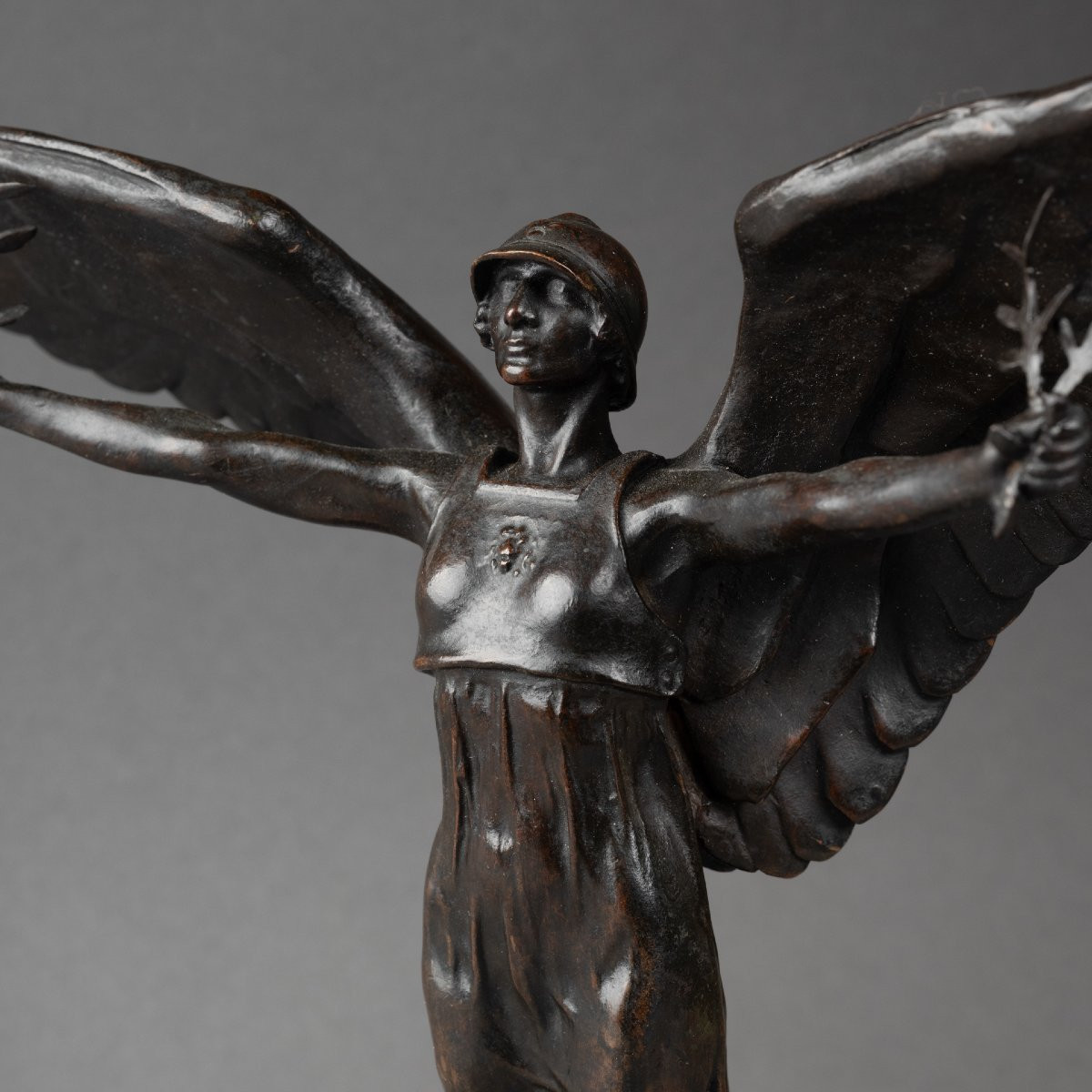 Victor Segoffin (1868-1925) 'winged Victory' Patinated Bronze Circa 1920/30-photo-3