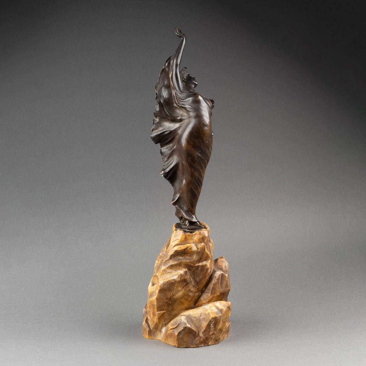 Clio HINTON HUNEKER BRACKEN (1870-1925) 'Liberty' bronze patiné, numéroté et daté 1899.-photo-3