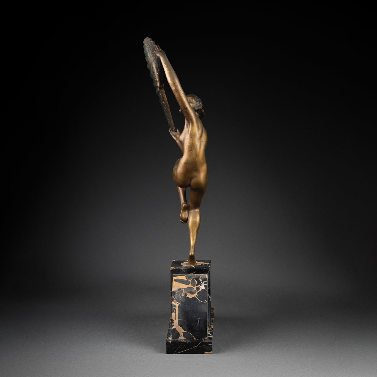 Marcel BOURAINE : "Danseuse à l'éventail", Bronze Art Déco référencé- vers 1930-photo-3