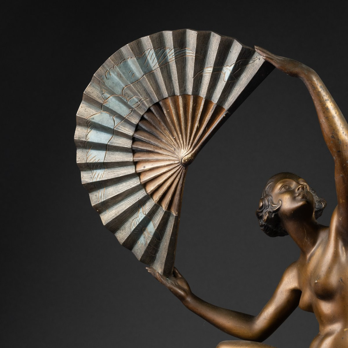 Marcel BOURAINE : "Danseuse à l'éventail", Bronze Art Déco référencé- vers 1930-photo-4