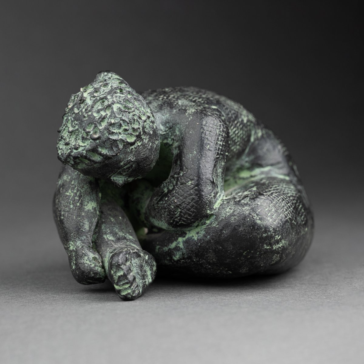 Cécile Tarel: Nude Curled Up, Original Terracota C.1980 - Inspired By Volti -photo-2
