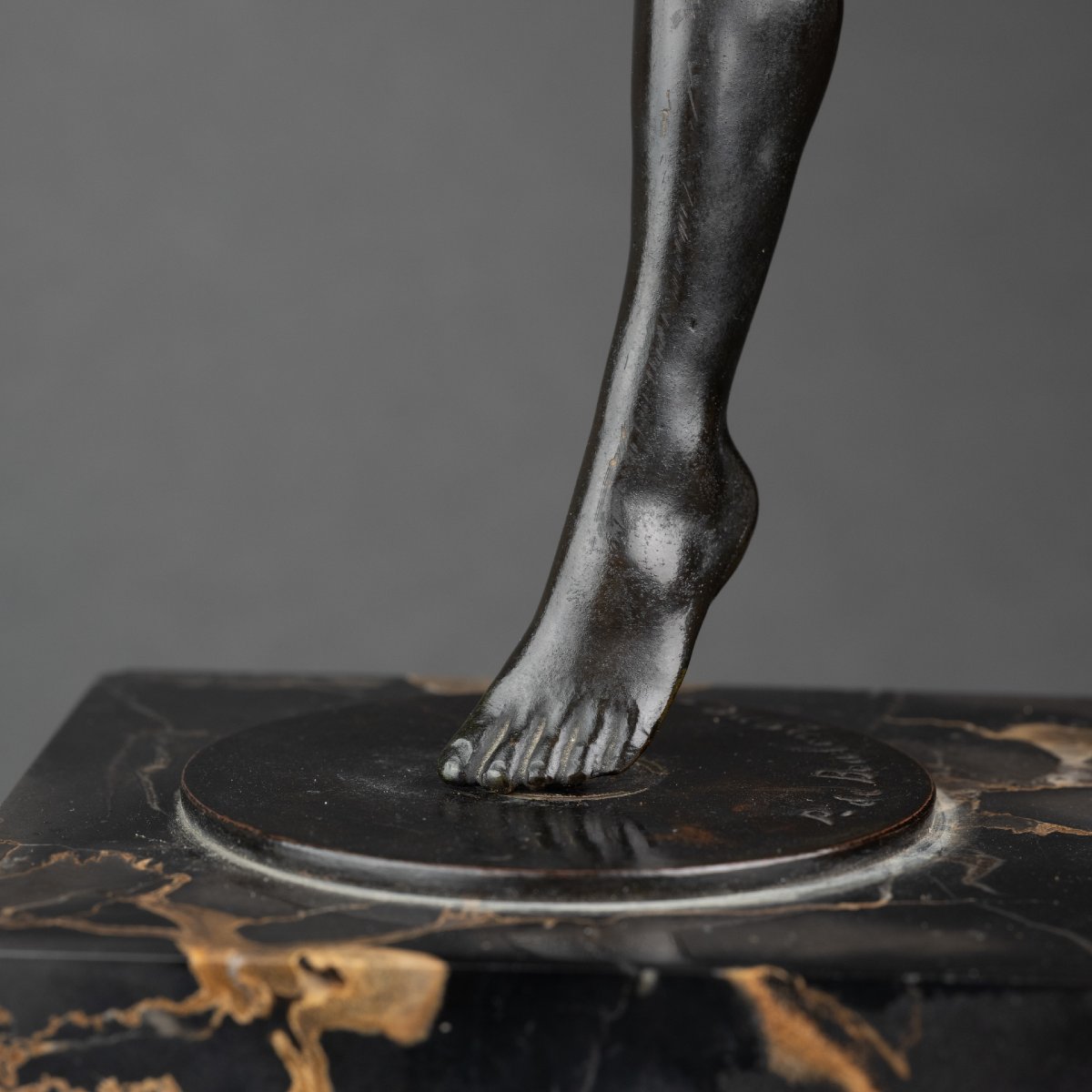 P. de Boulongne : "Danseuse nue", bronze patiné signé vers 1930-photo-7