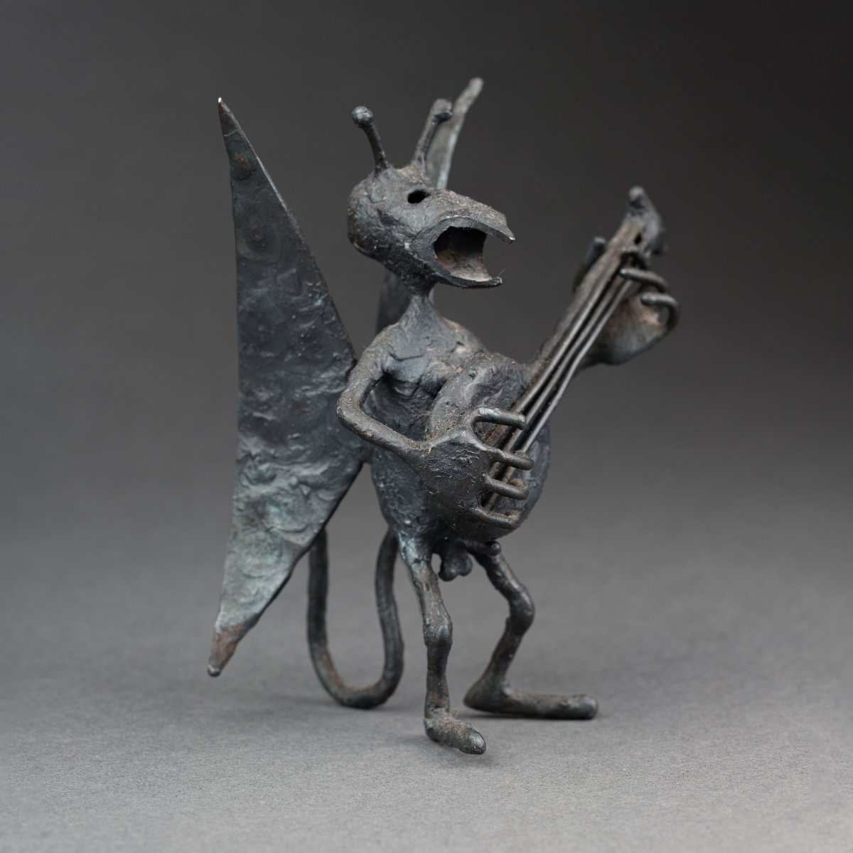 François Colette: "devil Playing The Banjo", Unique Welded Iron Sculpture Dated 1981-photo-2