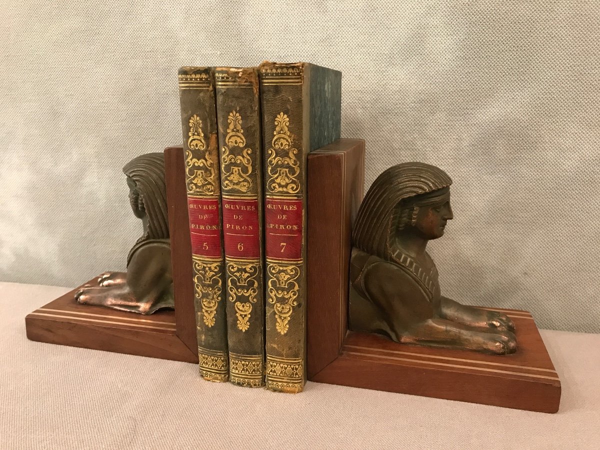 Paire De Serres Livres En Bronze E Et En Acajou Vers 1940 Décor De Sphinx -photo-2