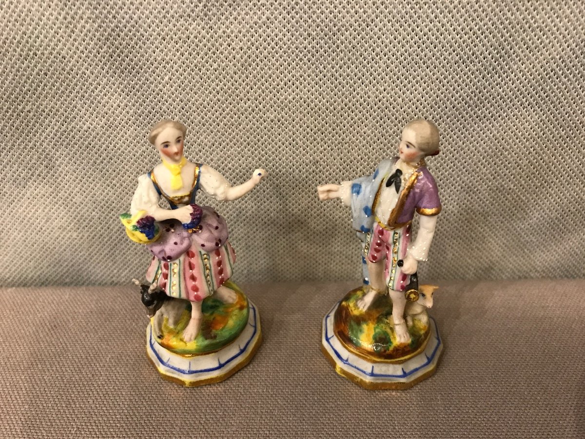 2 Miniature Porcelain Subjects “shepherd And Shepherdess” Late 19th -photo-2