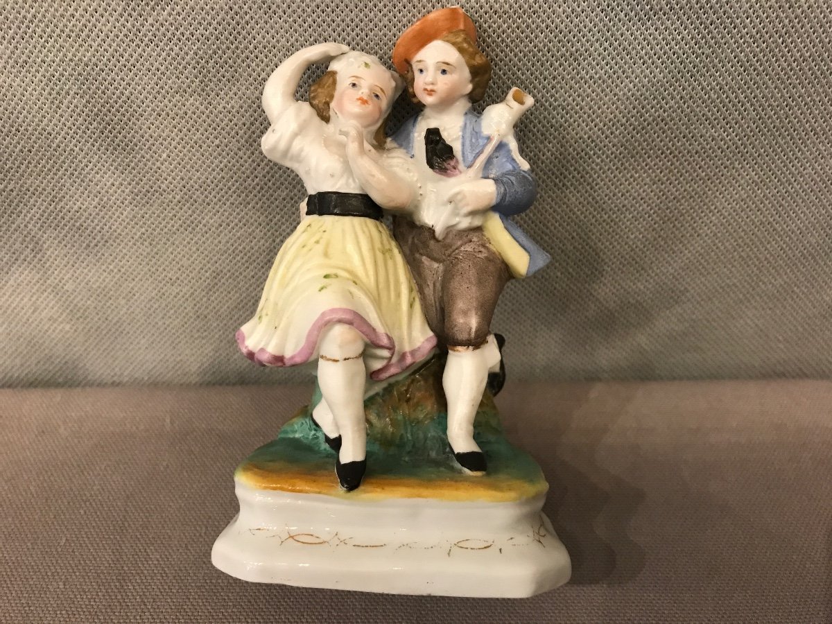 Small Group In German Porcelain From The 19th Century  -photo-2