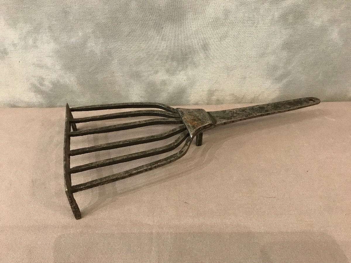Old Wrought Iron Meat Grill From The 19th Century -photo-2