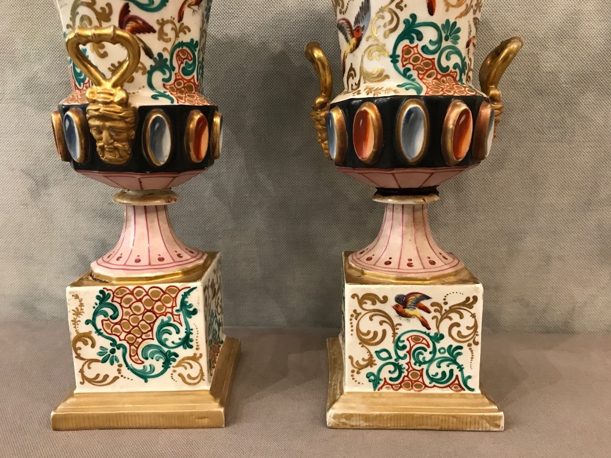 Paire De Vases En Porcelaine De Vieux Paris D’époque 19 ēme Louis Philippe -photo-2