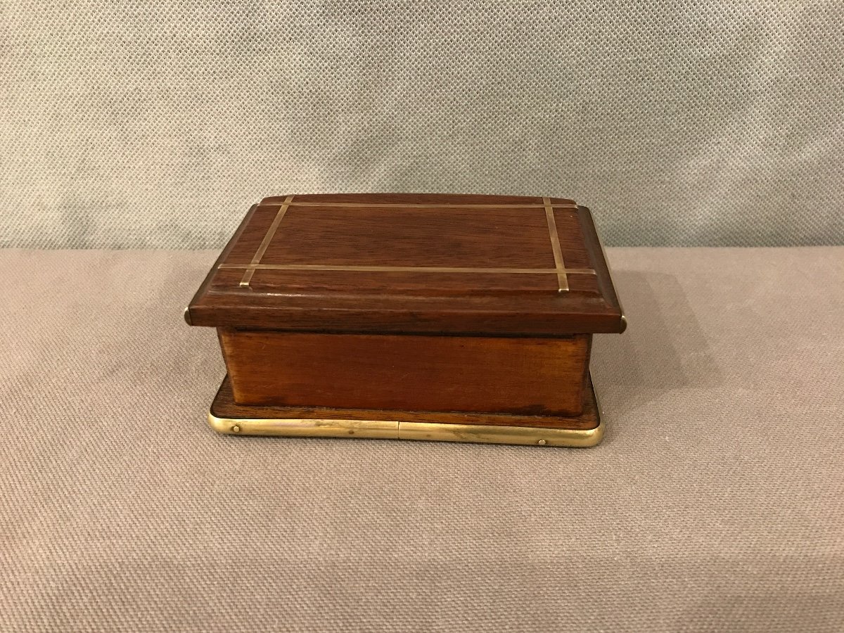 Petite Boîte à Timbres En Acajou Et Filets De Laiton D’époque 19 ème -photo-4