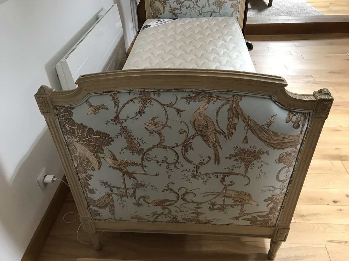 19th Century Painted Wooden Daybed Or Guest Bed -photo-5
