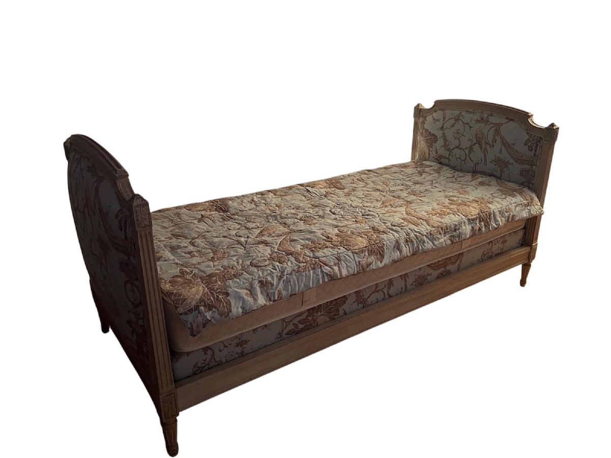 19th Century Painted Wooden Daybed Or Guest Bed -photo-8