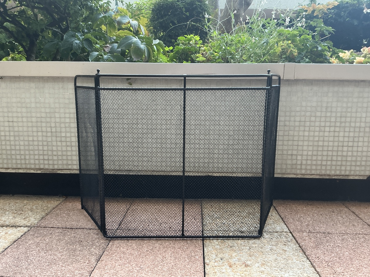 Large Antique Rustic Iron Fireplace Screen From The 19th Century 