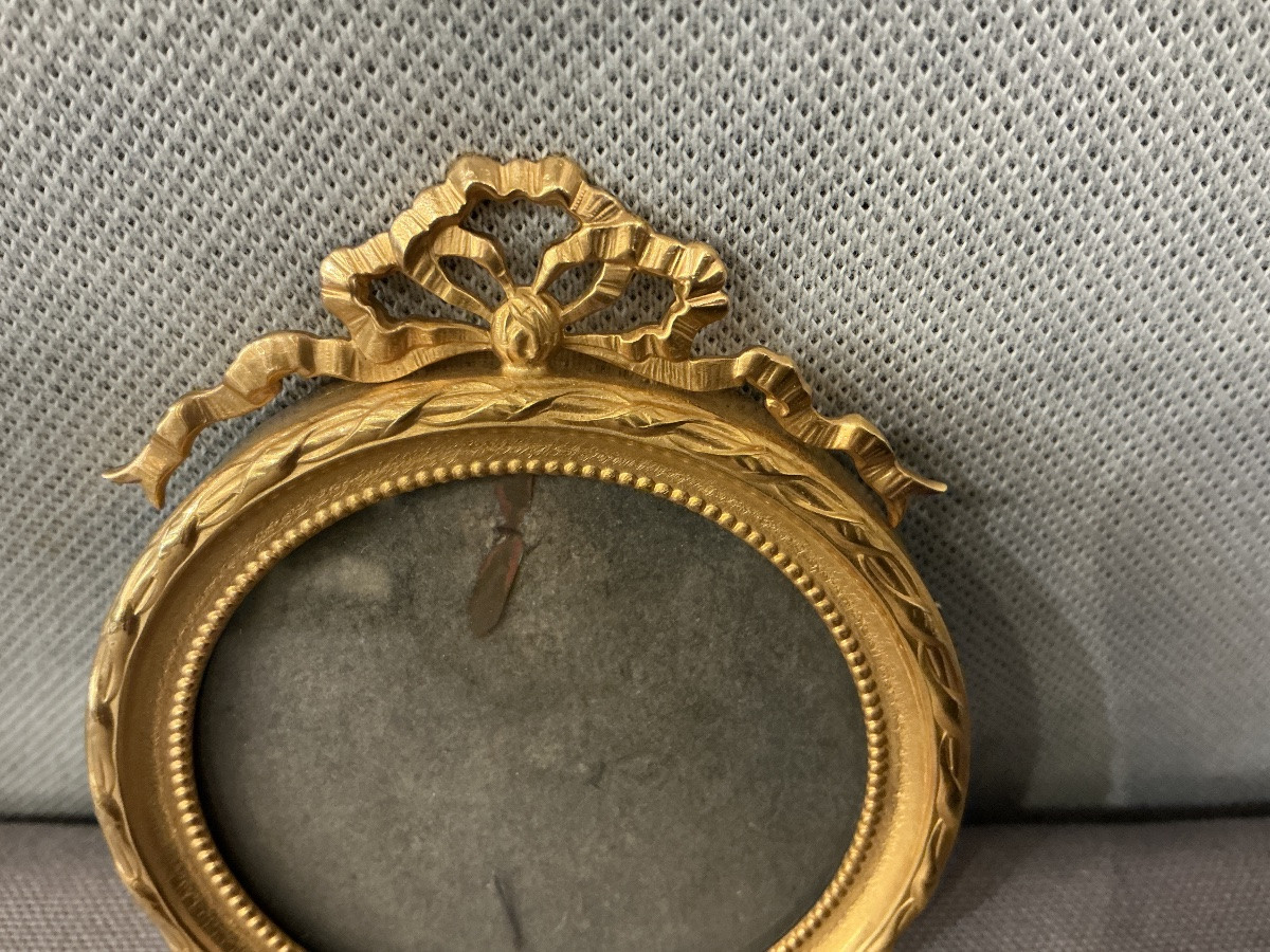 Small Gilt Brass Frame Dating From The Late 19th Century In The Louis XVI Style -photo-2