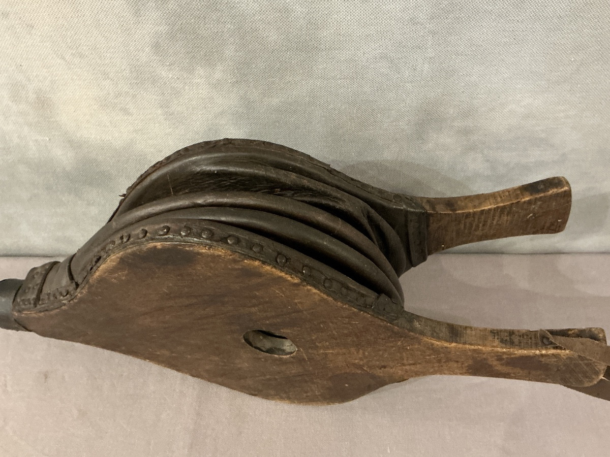 Gros soufflet de cheminée rustique ancien d’époque fin 18 ème -photo-1