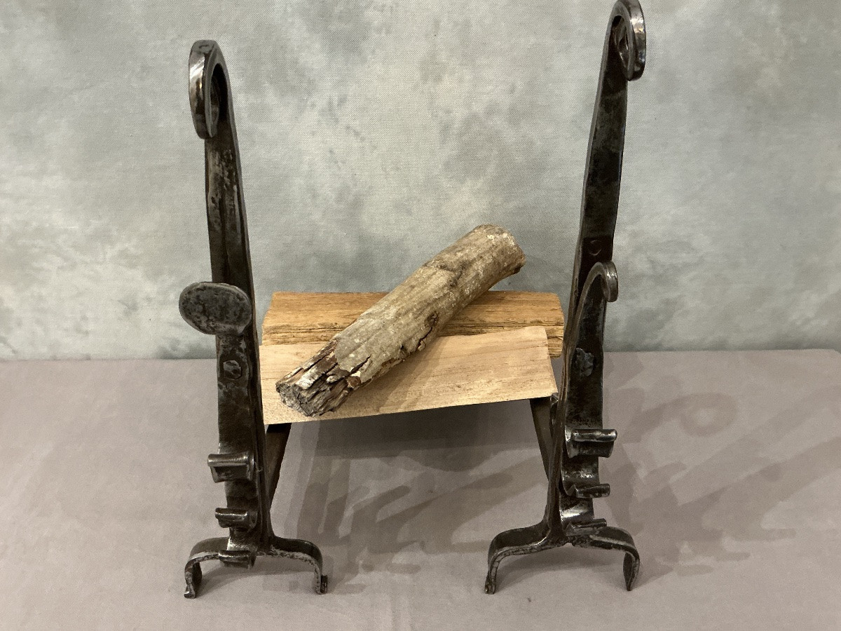 Paire de chenets en fer poli anciens d’époque 18 ème -photo-2