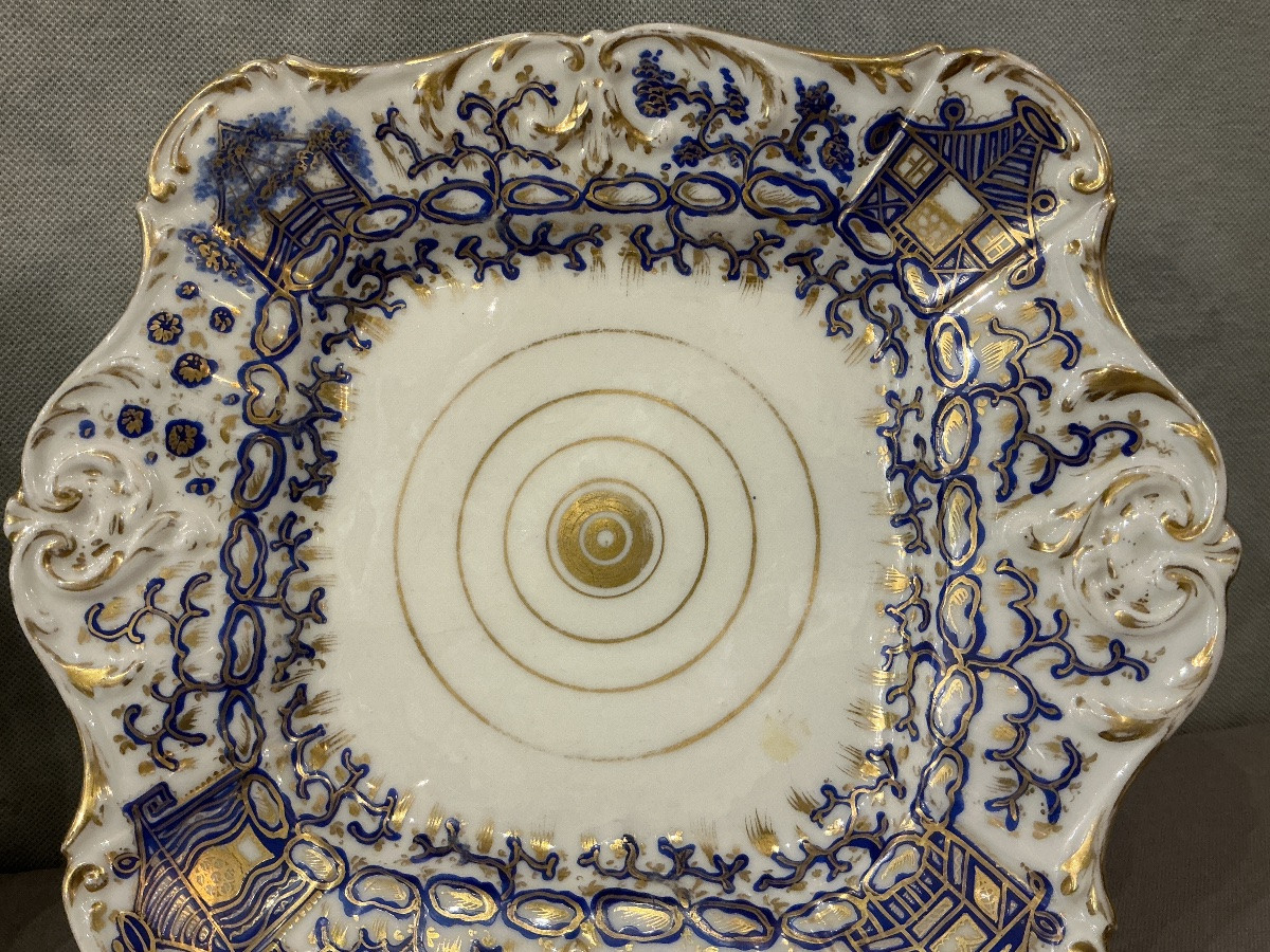 Pair Of 19th-century Porcelain Dishes From Vieux Paris -photo-2