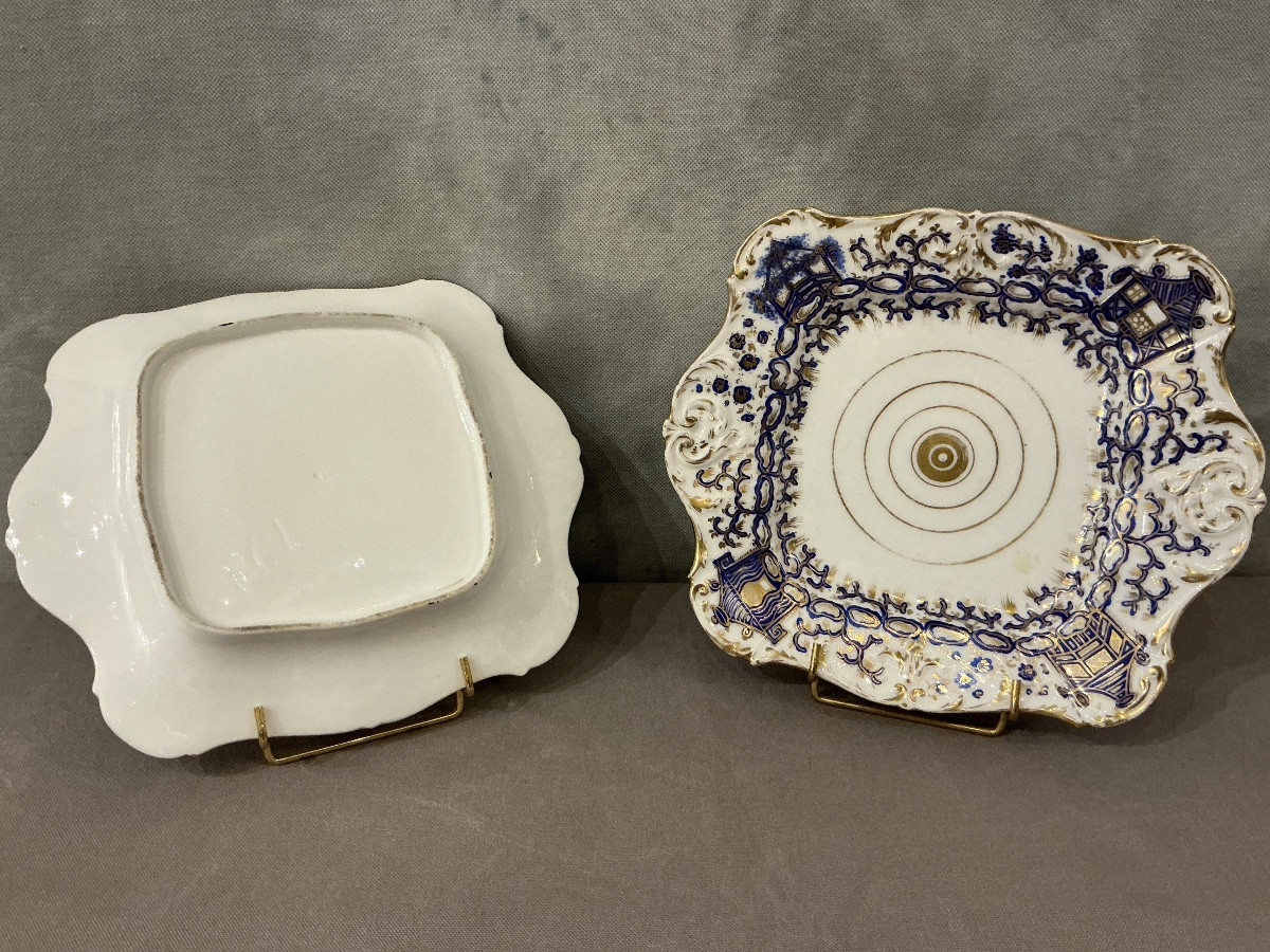 Pair Of 19th-century Porcelain Dishes From Vieux Paris -photo-1