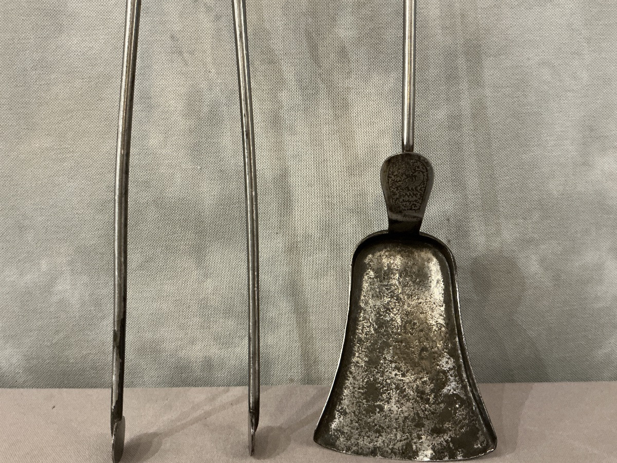 Ensemble d’une pelle et d’une pince de cheminée en fer d’époque 19 ème -photo-4