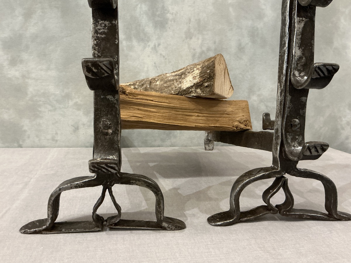 Paire de chenets anciens en fer forgé d’époque fin 17 ème début 18 ème -photo-4