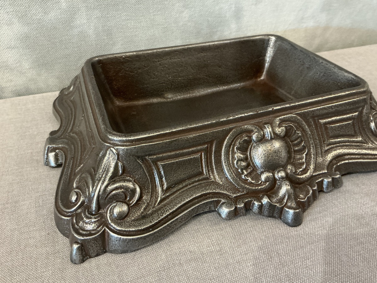 19th Century Cast Iron Umbrella Holder -photo-4