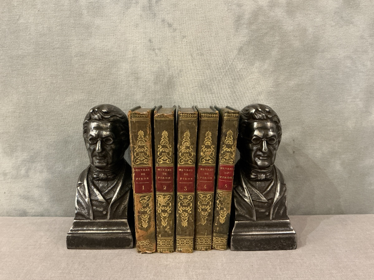 Pair Of Antique Bookends. Made Of 19th-century Cast Iron. 