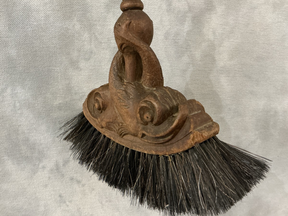 Balayette de cheminée ancienne en chêne sculpté d’époque  19 ème -photo-4