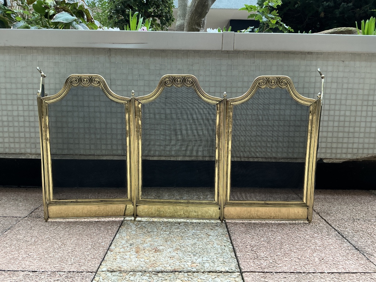 Large Antique Brass Fireplace Screen Dating From The 19th Century In The Louis XVI Style 