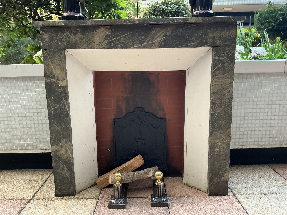 Cheminée décorative en bois peint façon faux marbre d’époque fin 19 ème 