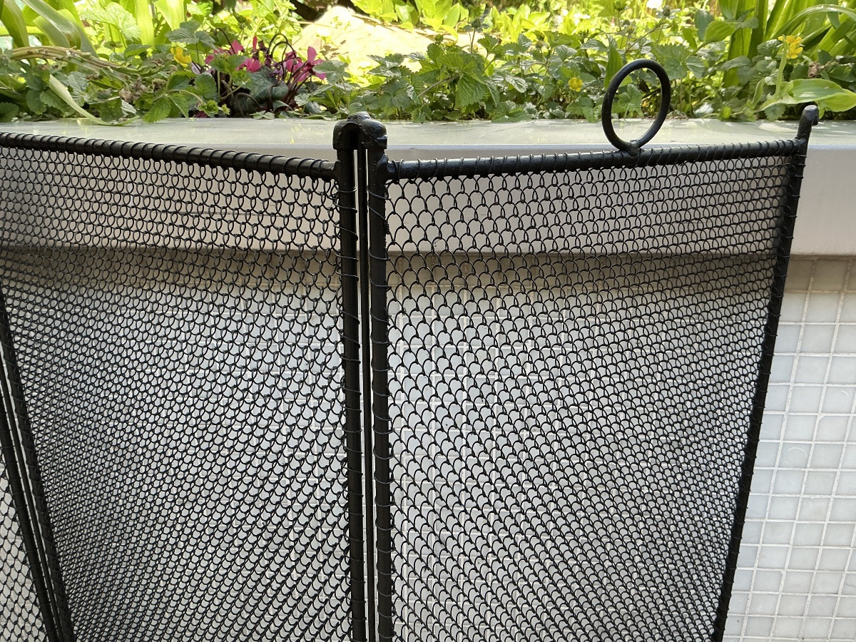 Large Antique Iron Fire Screen From The 19th Century-photo-1