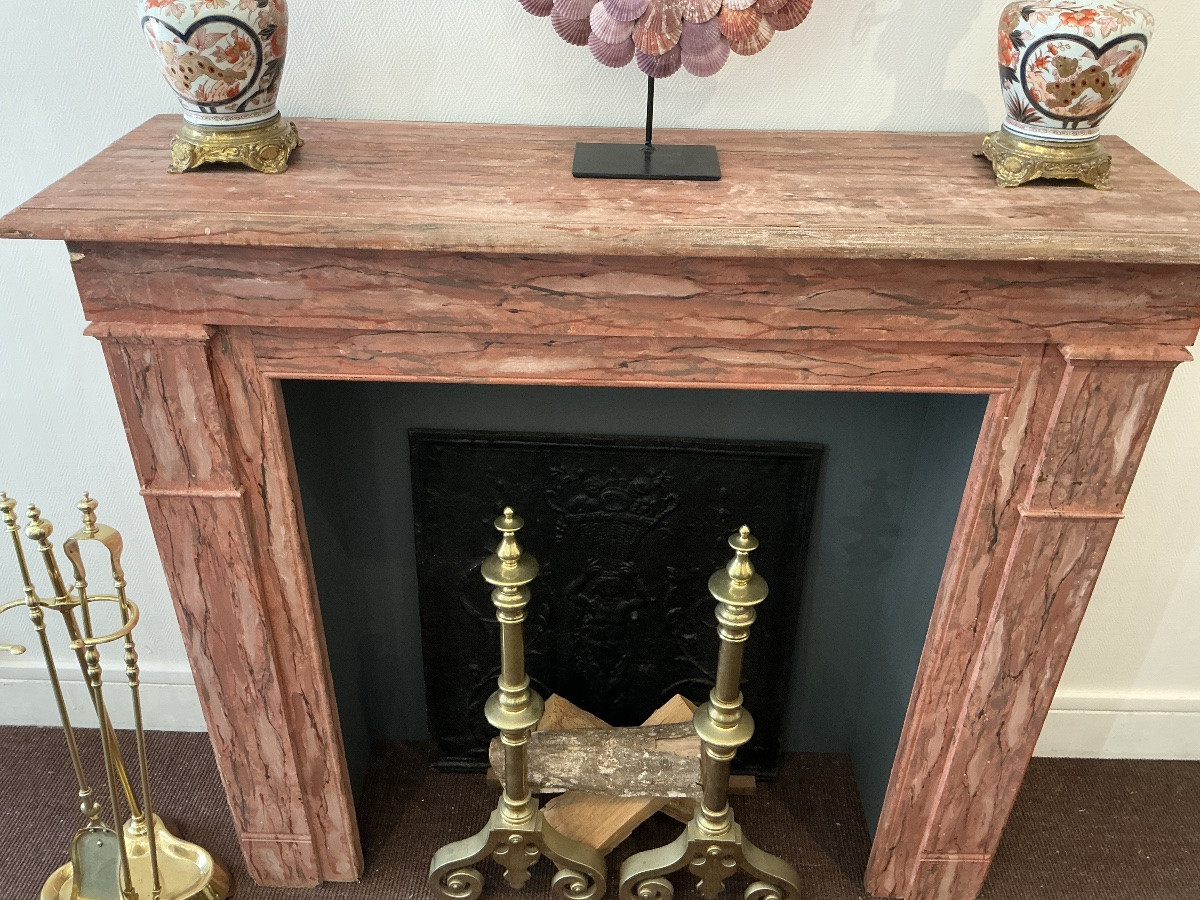 Decorative Faux Marble Painted Wood Mantel From The 19th Century-photo-1