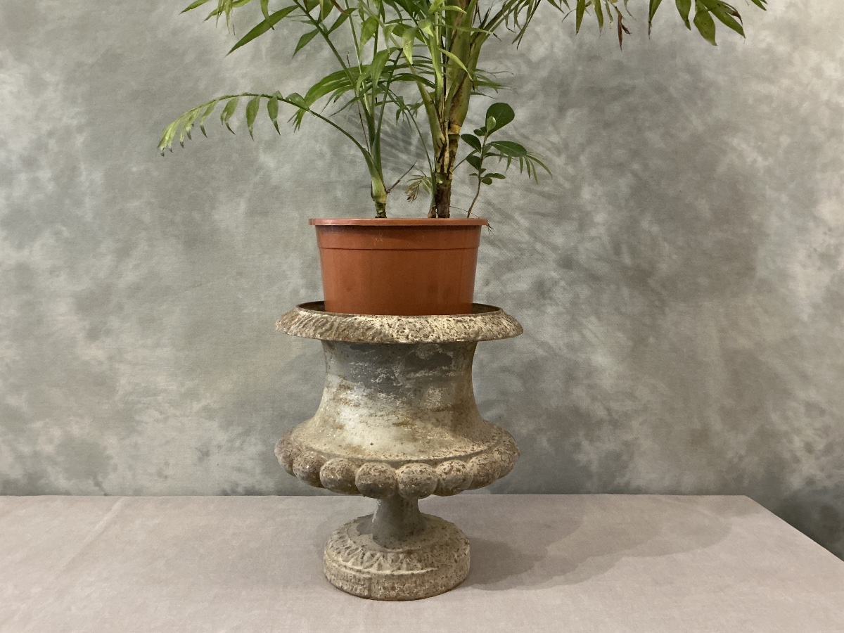 Round Cast-iron Garden Vase From The Late 19th Century -photo-3