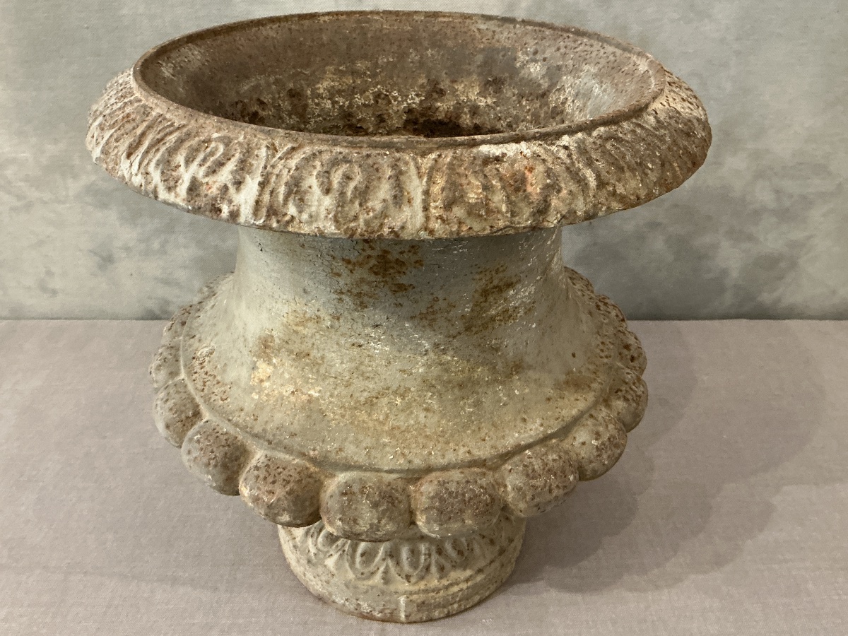 Round Cast-iron Garden Vase From The Late 19th Century -photo-3