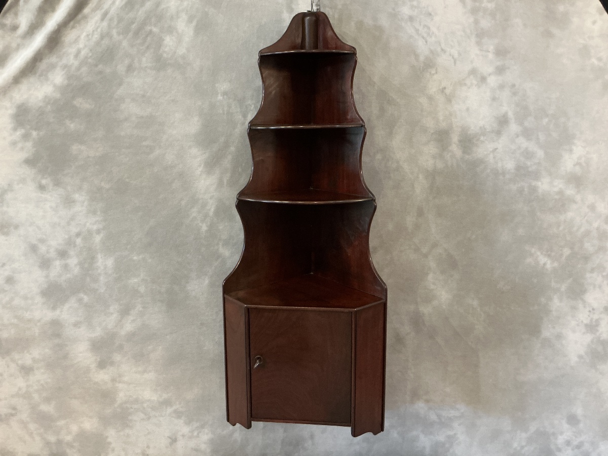 Petite étagère de coin en acajou d’époque 19 ème -photo-4