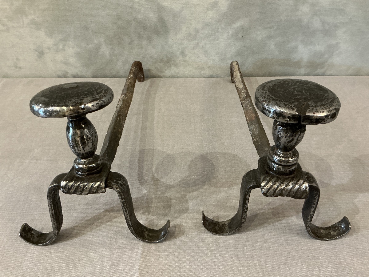 Paire de chenets anciens en fer forgé d’époque fin 17 ème -photo-3