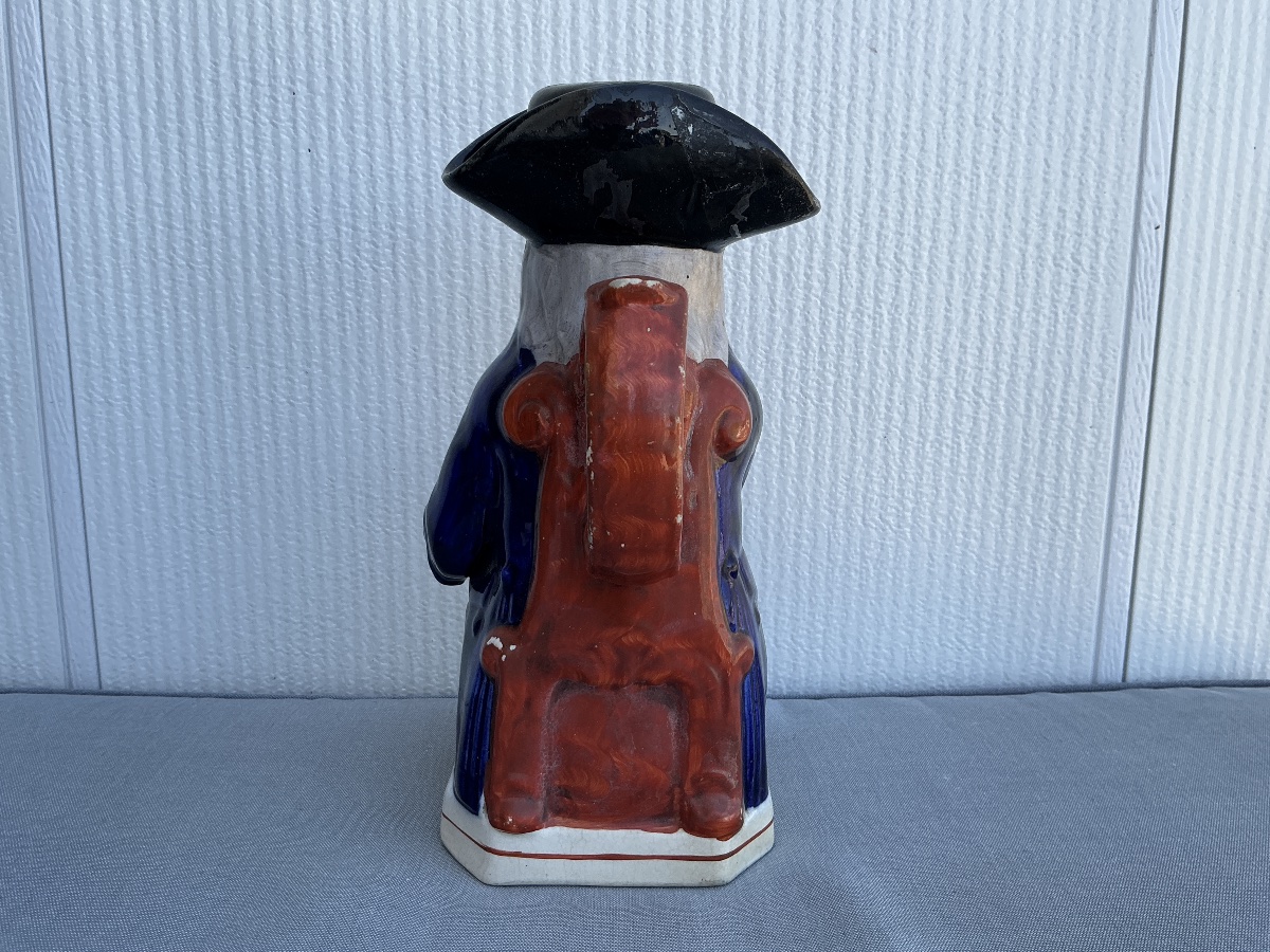 Pichet anthropomorphe en faïence anglaise  d’époque XX ème -photo-4