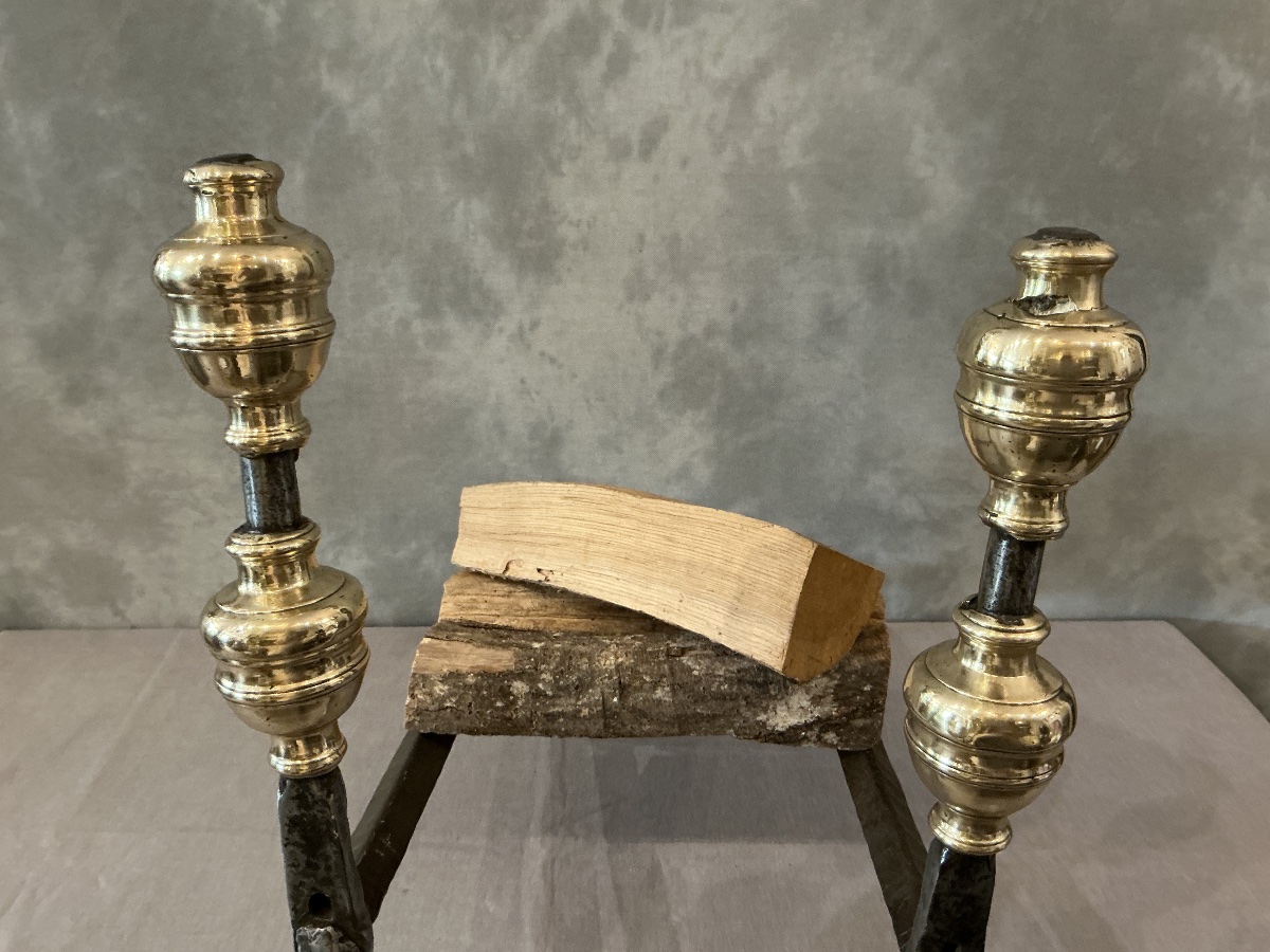 Paire de chenets anciens en fer et laiton d’époque 17 ème -photo-4