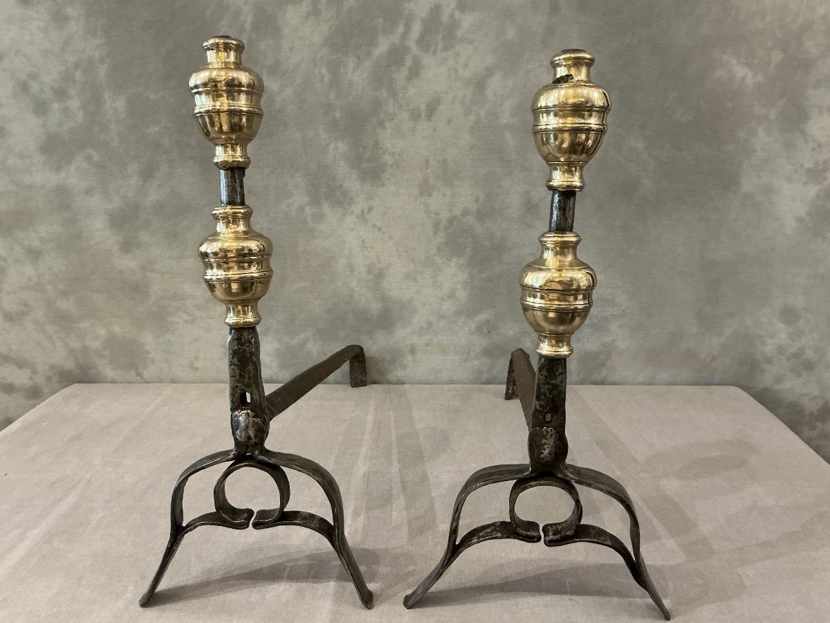 Paire de chenets anciens en fer et laiton d’époque 17 ème -photo-1