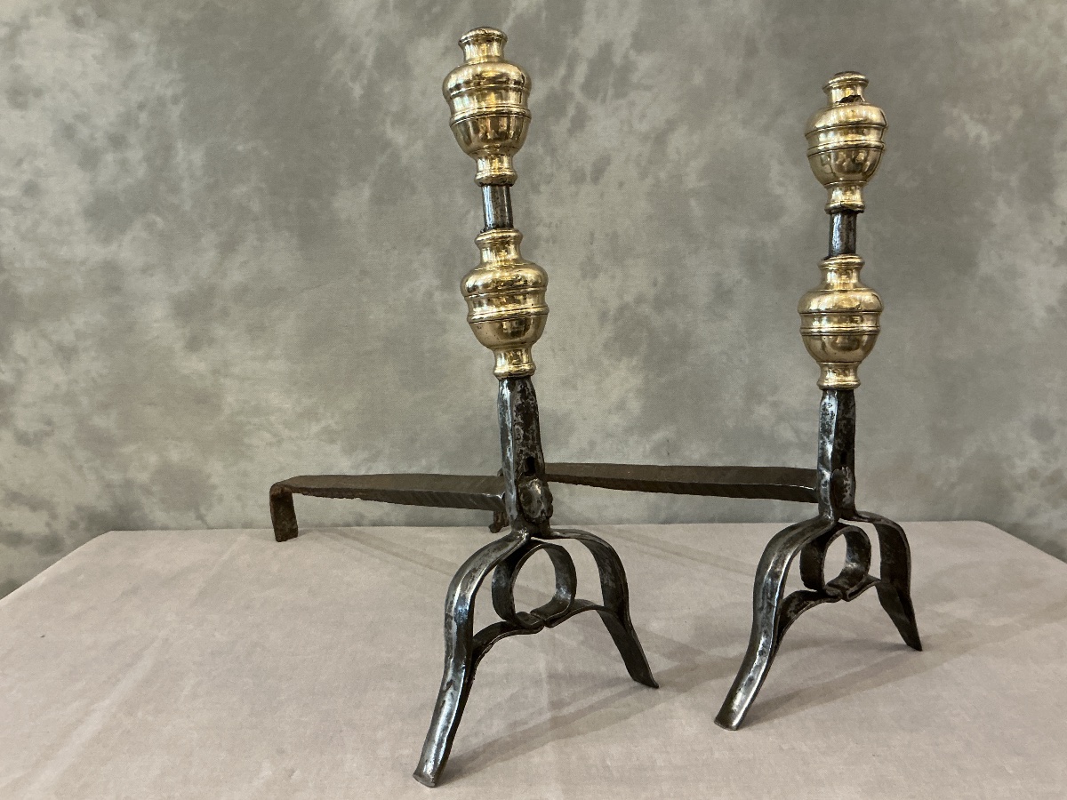 Paire de chenets anciens en fer et laiton d’époque 17 ème -photo-3