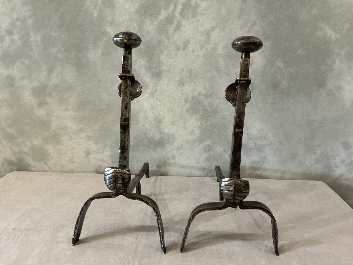 Paire de chenets anciens en fer forgé d’époque 18 ème -photo-4