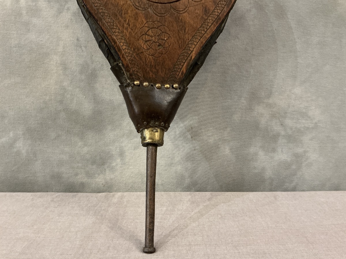 Antique Chimney Bell Made Of Rustic Wood From The 18th Century -photo-2