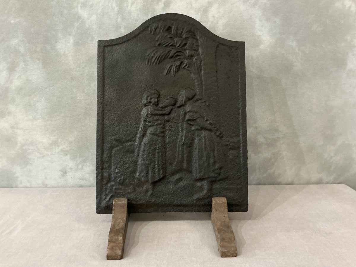 Petite plaque de cheminée ancien en fonte d’époque début 19 ème 