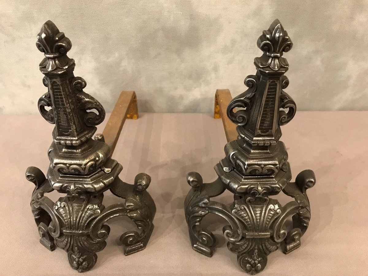 Pair Of Ornamental Chimneys In 19th Century Cast Iron-photo-3
