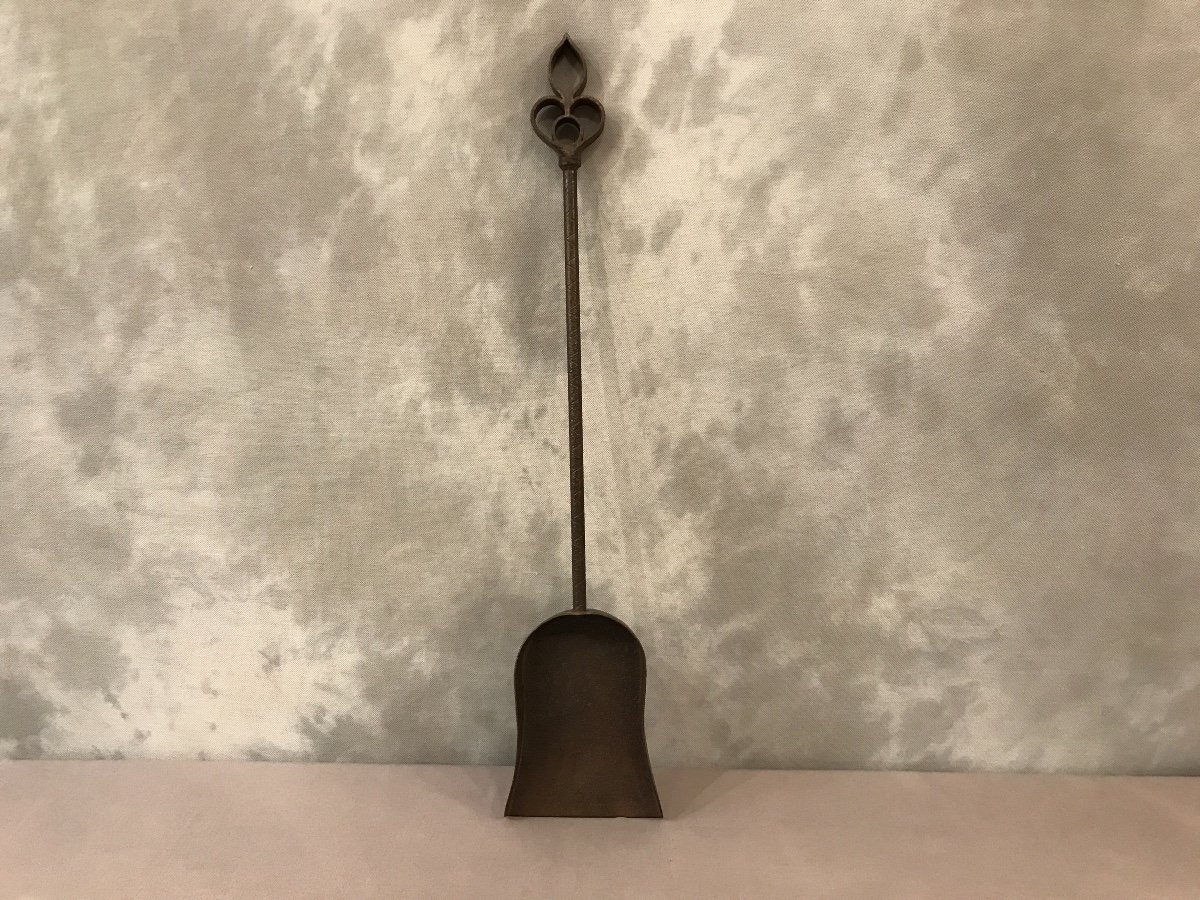Fireplace Shovel Iron 18th Time