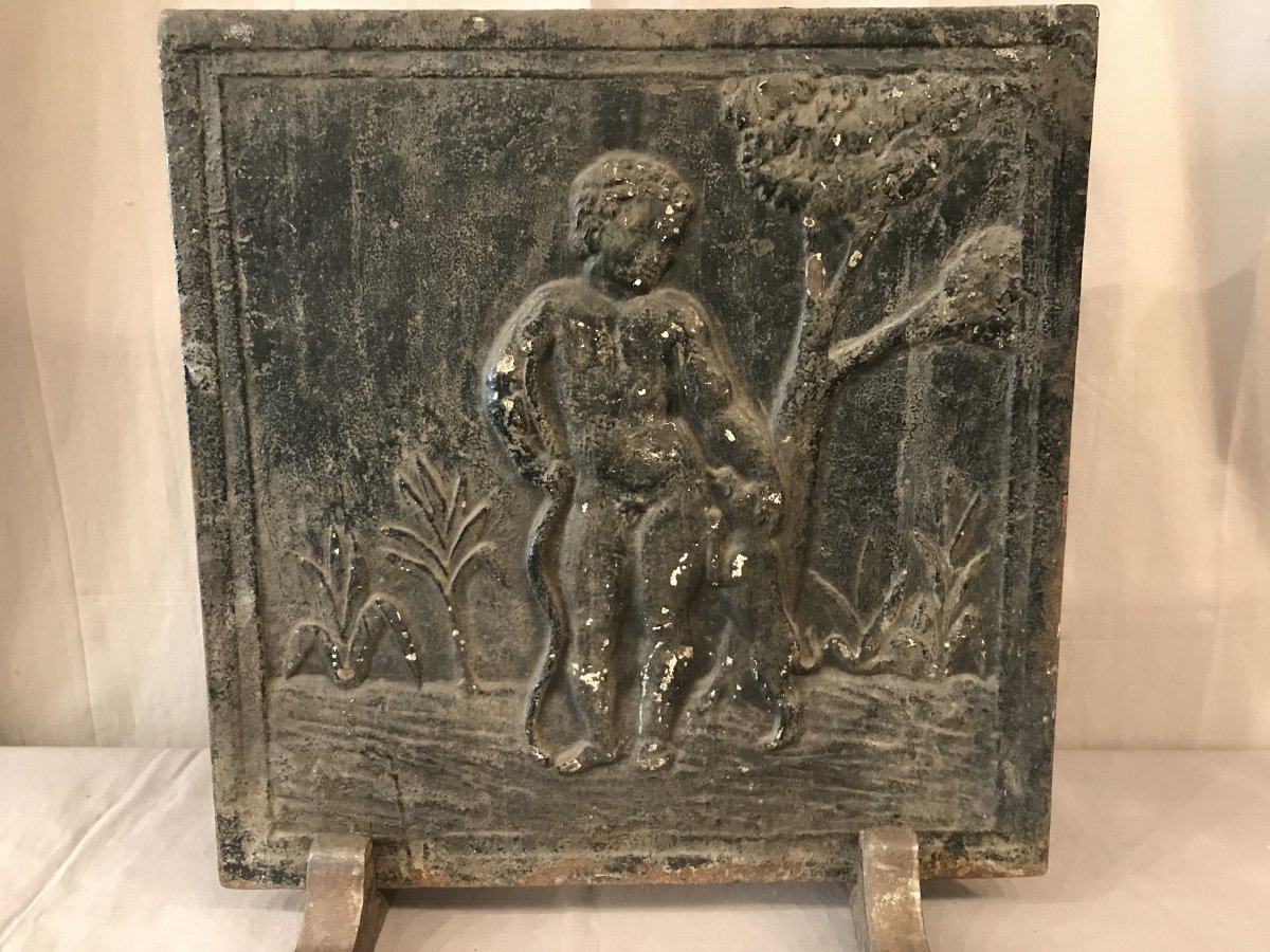 Plaque De Cheminée Ancienne En Fonte D’époque 18ème 