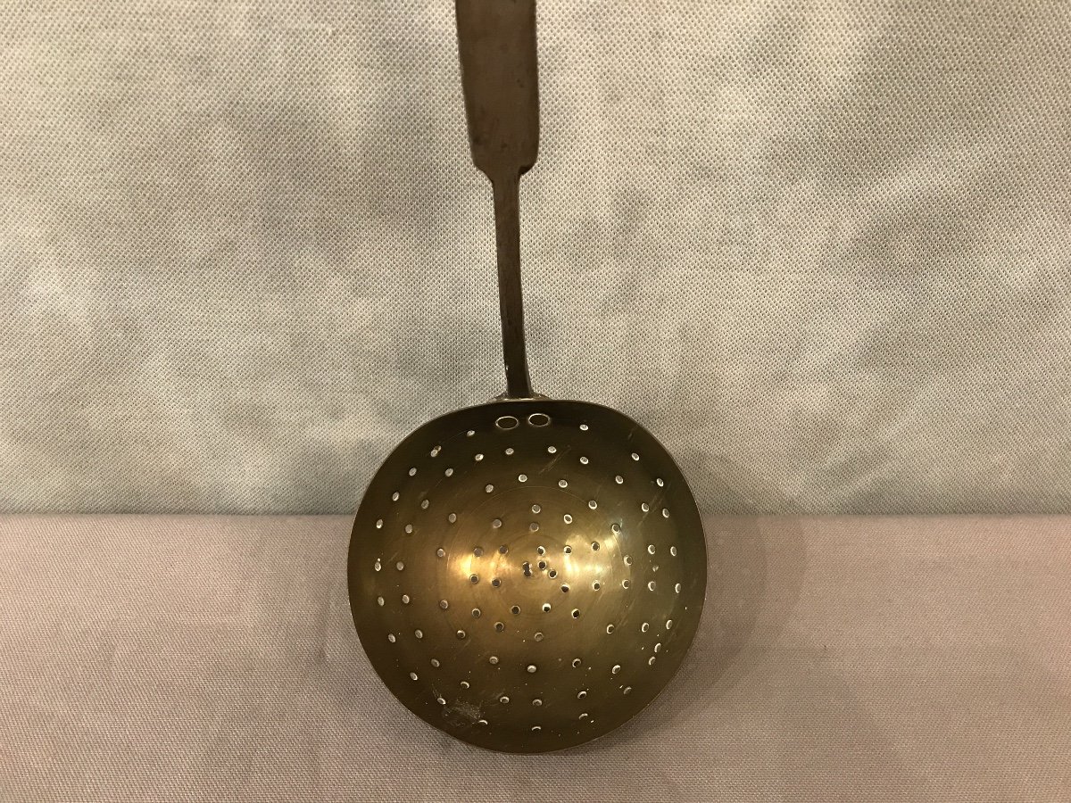 Ladle Skimmer In Iron And Brass From The 18th Century-photo-2
