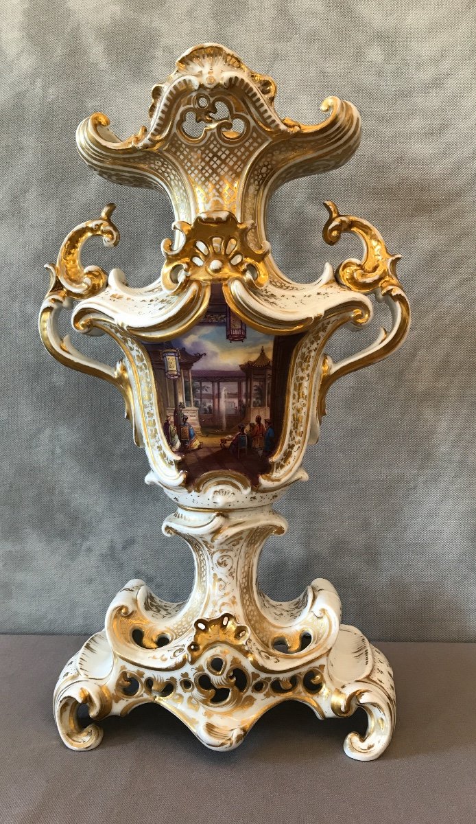 Large Porcelain Vase From Old Paris From The 19th Century