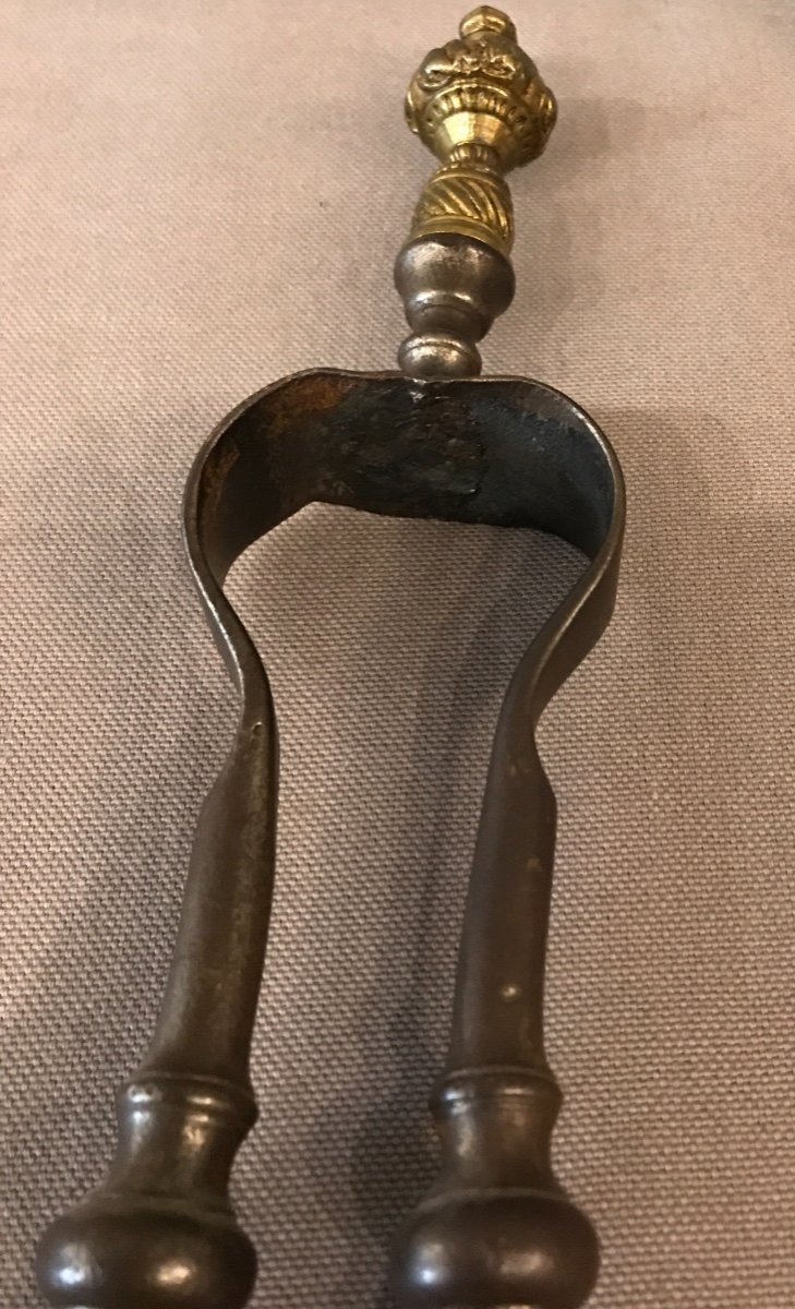 Set Of A Shovel And A Clamp In Iron And Bronze From The 19th Century-photo-3