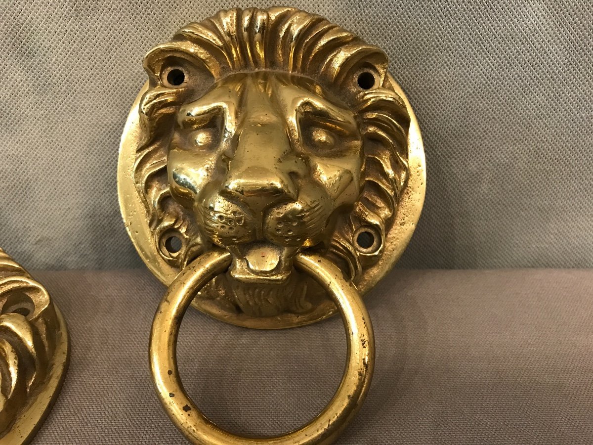 Décor De Têtes De Lions En Bronze Poli Et Vernis d'époque 20 ème.-photo-3